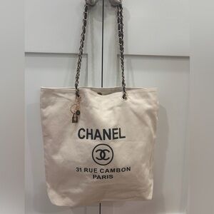 (Novelty) 31 RUE CAMBON Canvas Tote with Black Accents + Keychain